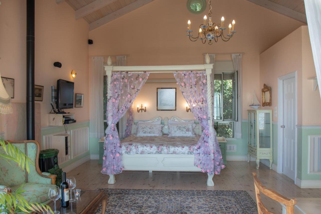 Jasmin Suite סוויטת יסמין Amirim Exteriör bild